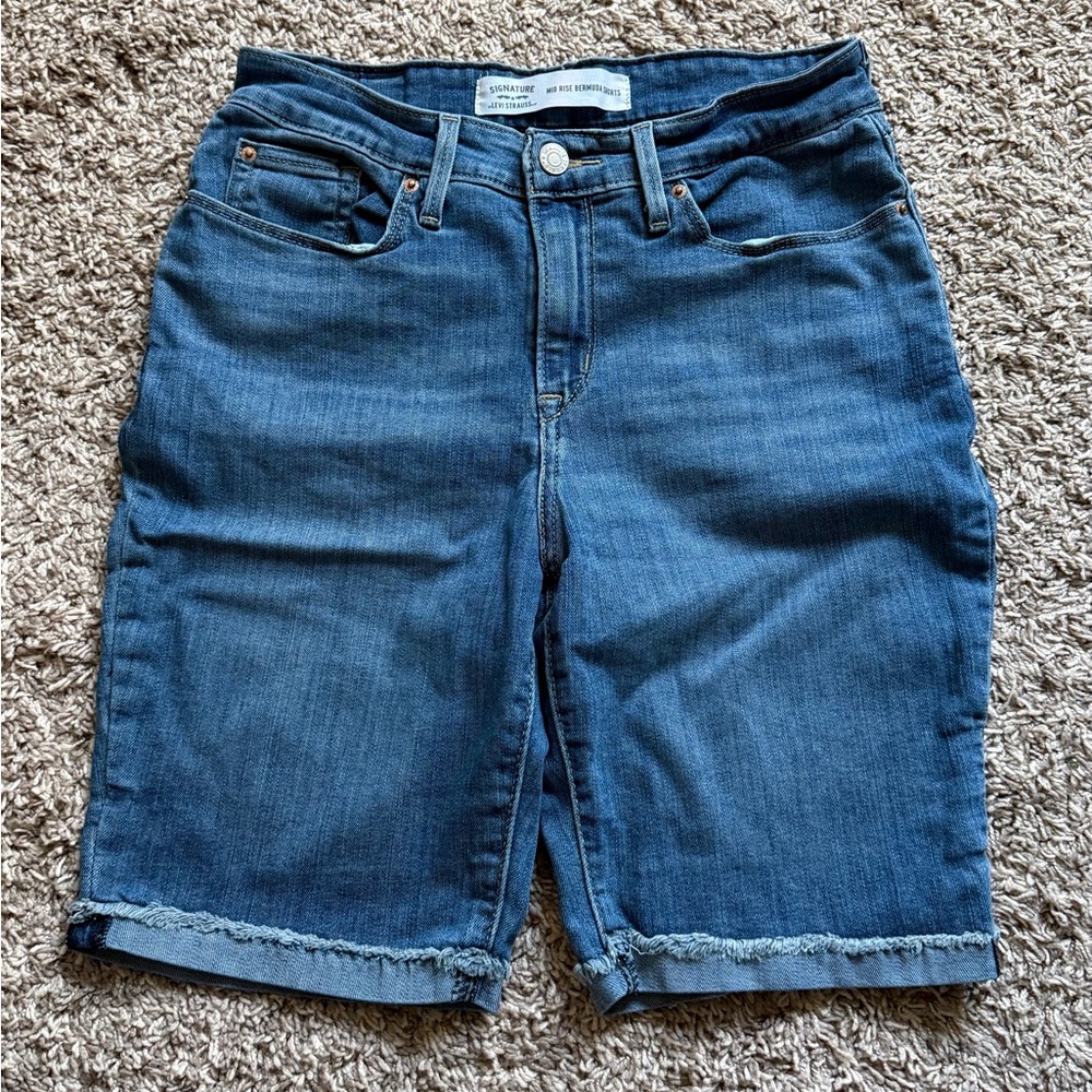 Levi’s Mid-Length Denim Shorts